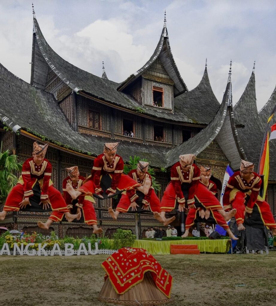 Sumatra barat dikenal sebagai salah satu wilayah paling rawan bencana di indonesia